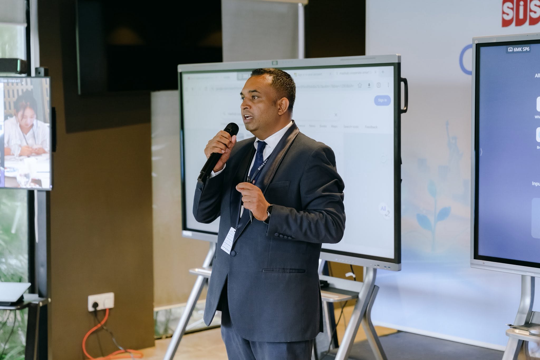 Maxhub Event